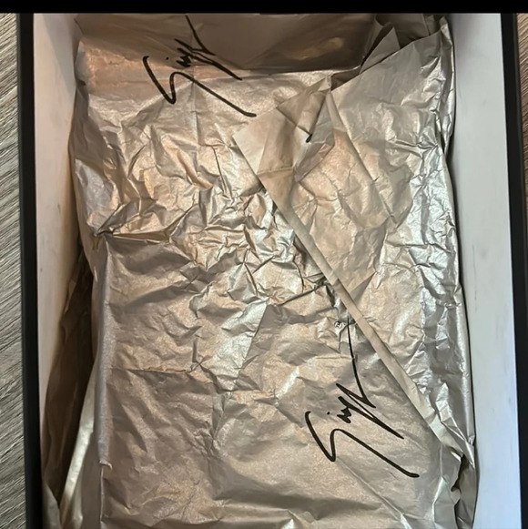 GIUSEPPE Zanotti Rainbow Crystal Heels EUC ❤️ - Picture 12 of 13